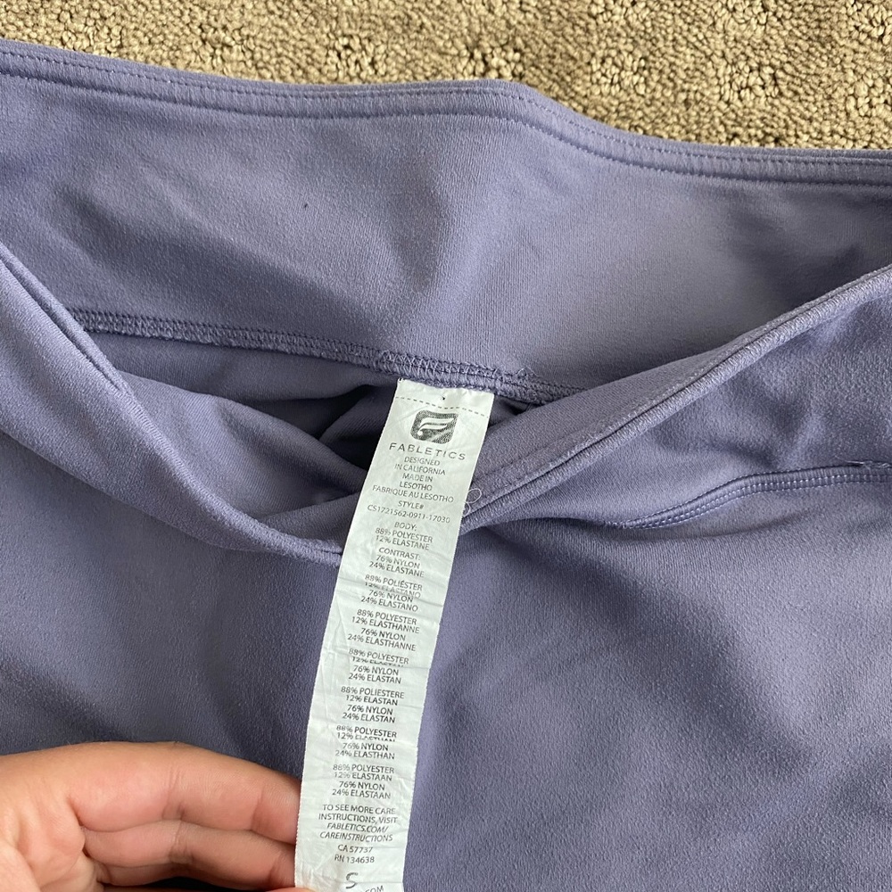 Fabletics Leggings Size Small - image 2
